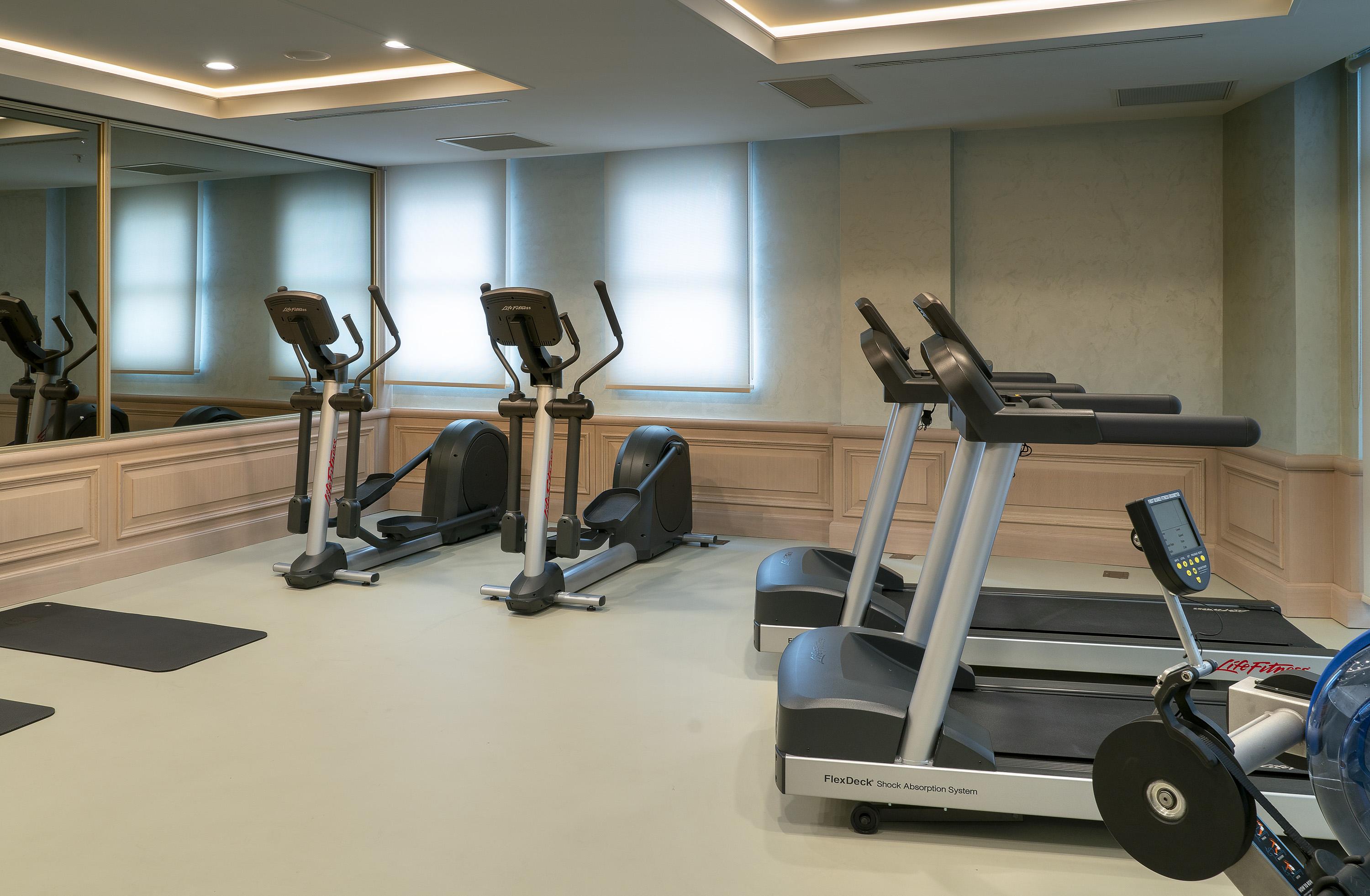 Millennium Istanbul Golden Horn Hotell Eksteriør bilde Elliptical cross trainer