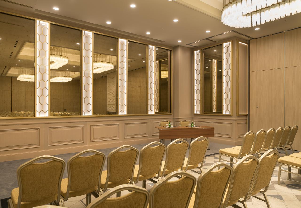 Millennium Istanbul Golden Horn Hotell Eksteriør bilde The interior of the meeting room
